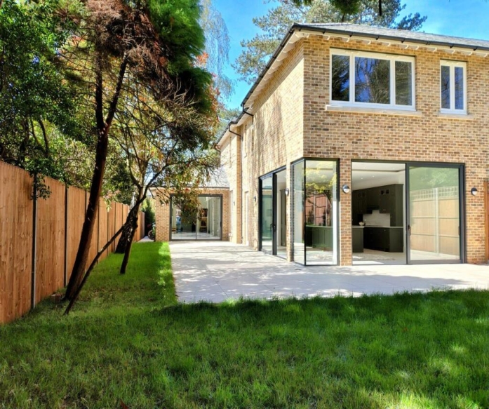 new-build-contractors-cobham-surrey2.jpeg